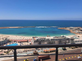 City Square Apartment Sea View
